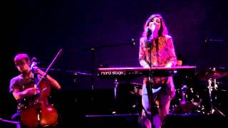 Julia Holter (9) (encore) Goddess Eyes I @ Flow 2013.8.11, Helsinki