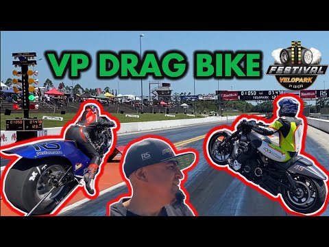 Motos insanas acelerando no Festival Velopark