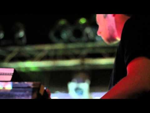 Fuck Buttons - Surf Solar (Live @ Brighton Music Hall 6/16/14)