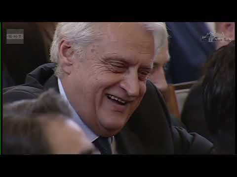 "Наздраве, пийнете си" и "Съжалявам, че не съм градушка върху ГЕРБ": Нов скандал в парламента