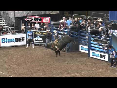 Ednei Caminhas rides Thunderstruck for 80 points (PBR)