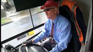 The Singing Sydney Bus Driver sings Ben Lee&#39;s &quot;Love Me Like The World Is Ending&quot;.