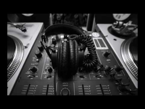 deep house, tech house, underground house mix 2016 by Chris R.