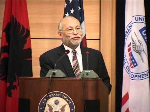 BERISHA  ARVIZU PER DECENTRALIZIMIN.mpg