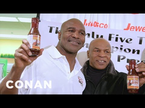 Mike Tyson Surprises Evander Holyfield At The Grocery Store