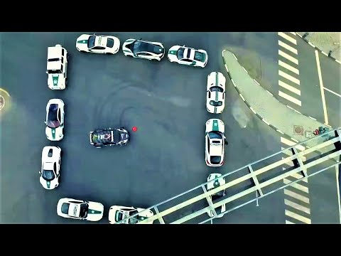 Dubai police cars VS Racer F1 Driver Fernado Alonso Spectacular Racing  Beating  Dubai Police Cars