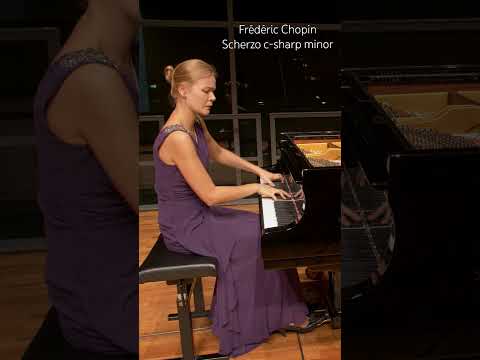 For me this fragment always sounds like fireworks 🎆 #chopin #pianomusic #anastasiayasko #schrezo