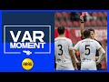 VAR | Gele kaart Guwara wordt rood