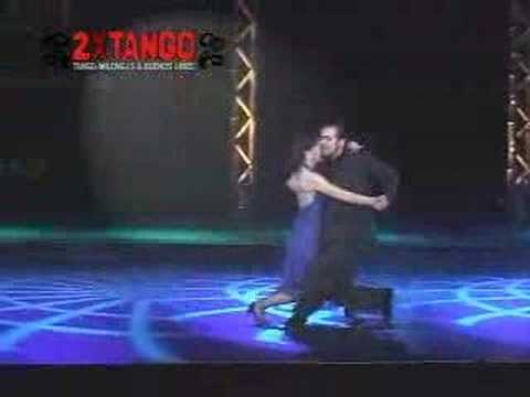  Sebastian Matias Bianchi  and  Suzuko Uwamoto  are  dancing  to  the  tango  "  2 Canarios  "