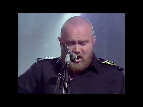 Leevi and The Leavings  - Teuvo, maanteiden kuningas