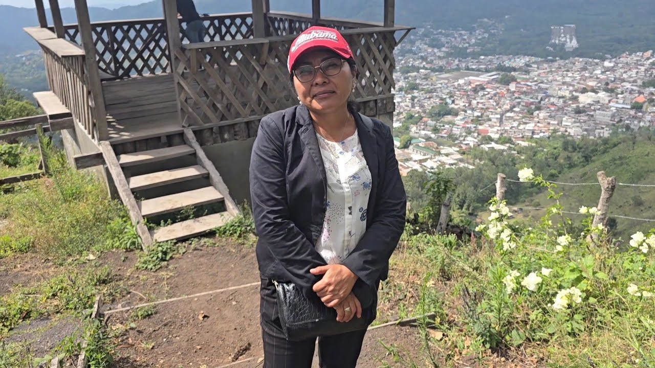 MIRADOR DE SAN PEDRO/UN RINCÓN DE GUATEMALA
