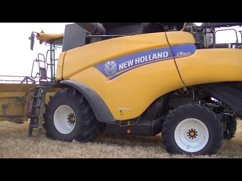 new holland CR 8070