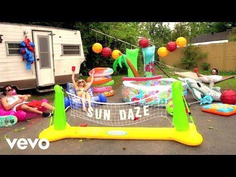 Florida Georgia Line - Sun Daze (Lyric Video)
