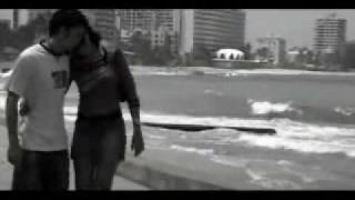 Pequeñas Cosas Lyrics English Translation