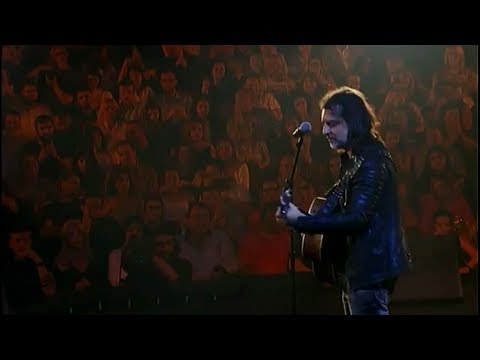 Redon Makashi - "Lot në Shi " (live KONCERTI  3 MUSKETJERËT )