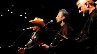 Dave Alvin-03-Blue Wing.MOV