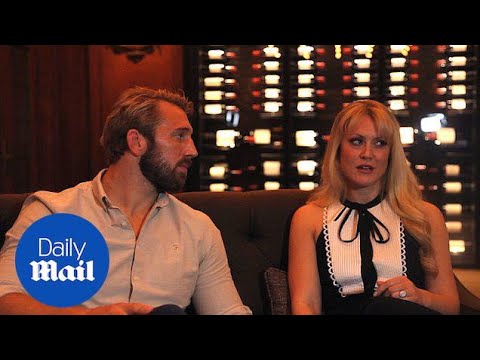 Chris Robshaw and Camilla Kerslake play 'Who Tweeted it?' - Daily Mail