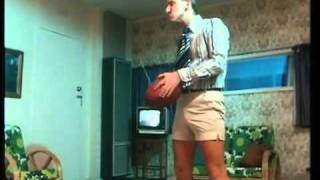 Be Good Johnny - Men At Work (Video)