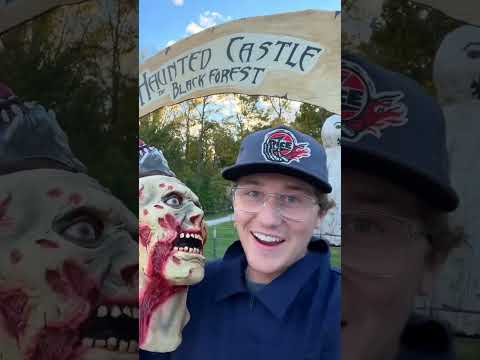 Pretending to work at a HAUNTED HOUSE