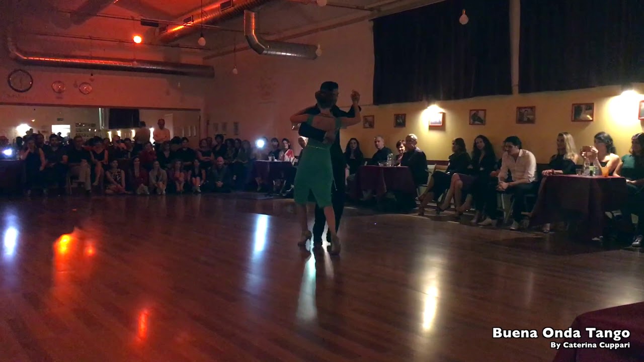 Rodrigo Palacios e Agustina Berenstein - Buena Onda - Vals