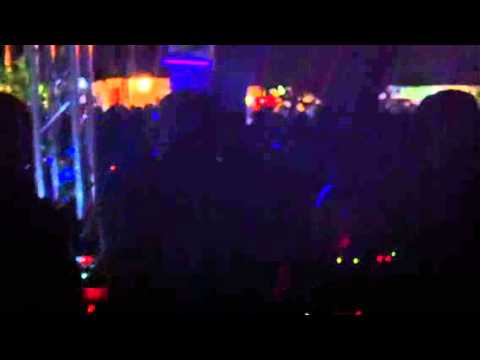 PARASSELA aka The Analogue Cops feat Blawan - 16.08.2014 Tr