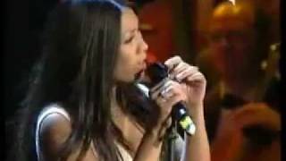 Download lagu Anggun - Snow On The Sahara mp3