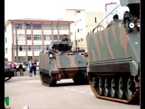 Desfile 7 de Setembro 2015 em Curitiba - Blindados do Exército Brasileiro