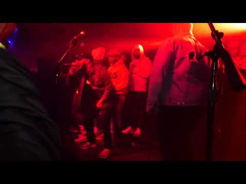 Deveye perform Live along keen Streetz at Blackthorn 51