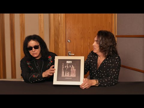 KISS - Unboxing the Dressed To Kill 50th Anniversary Super Deluxe Box Set