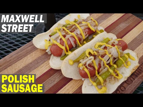 MAXWELL STREET POLISH SAUSAGE | Chicago Street Food | Weber Q