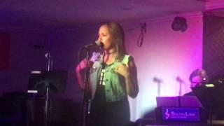 Jéssica Salles - Berimbau (Nara Leão)