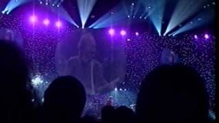 Bon Jovi - The Distance (live) - 12-01-2003