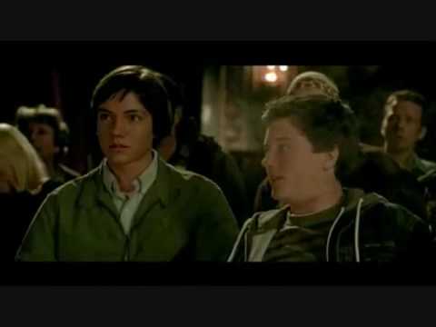 Cirque Du Freak: The Vampire's Assistant - Official Trailer