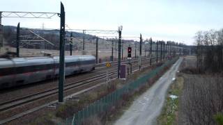 preview picture of video 'Three moving trains in Lillestrøm'