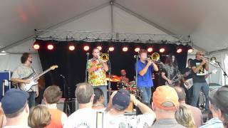 Bonerama plays "War Pigs"