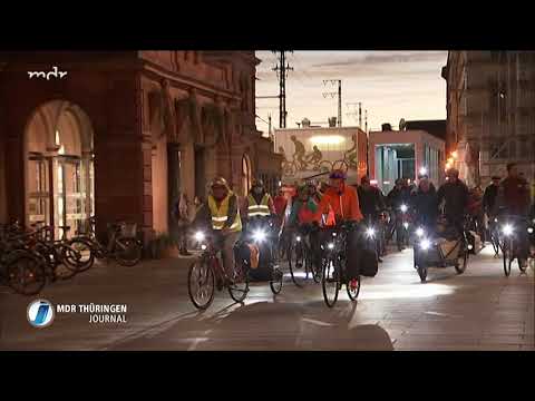 Sommerzeit + Winterzeit = Fahrradzeit / Critical Mass am 29.10.21 in Erfurt