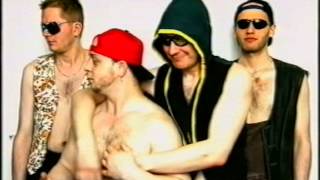 Vosí hnízdo - Bohumil  videoklip z roku 1997. www.facebook.com/v