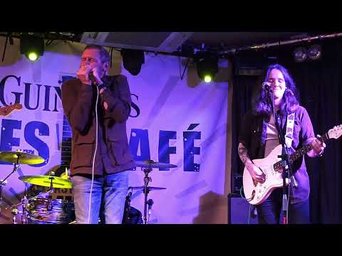 Chris Taplin Blues Band (ft Zac Mac)........ Walking Back To You