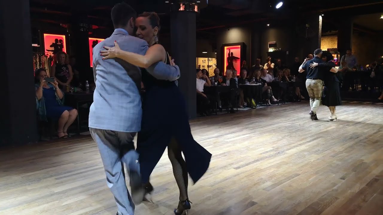 Video thumbnail for Aurora Lubiz & Claudio Gonzalez, Milena Plebs & Javier Rodriguez: Juan D'Arienzo - MANDRIA