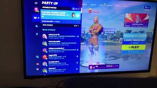 How to make your party private on Fortnite
