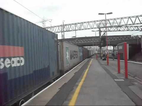 Freightliner 90041 through Stafford, 4M81 Felixstowe - Crewe Basford Hall (29/07/2011)