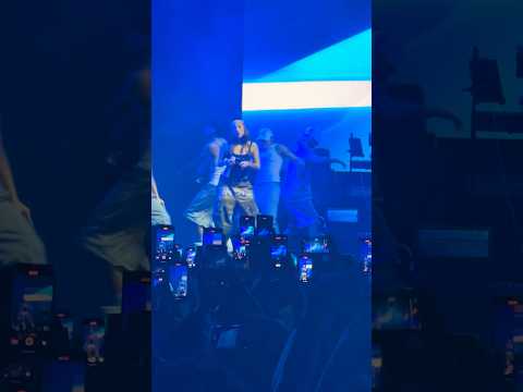 Nicki Nicole, Rels B - "qué le pasa conmigo?" (Tecate Emblema 2024)