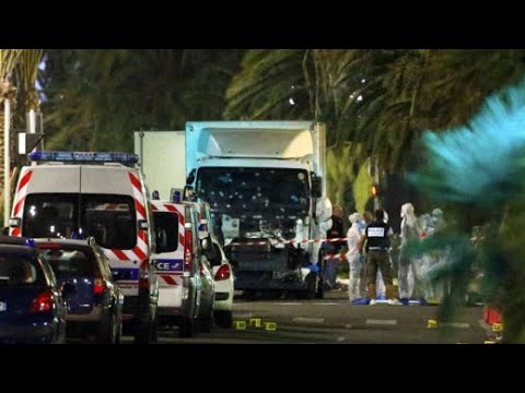 Nizza nach dem Anschlag: Spurensuche im Umfeld des Täters | SPIEGEL TV
