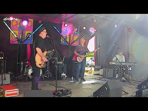 Station 53B performing at Twyfest 2025