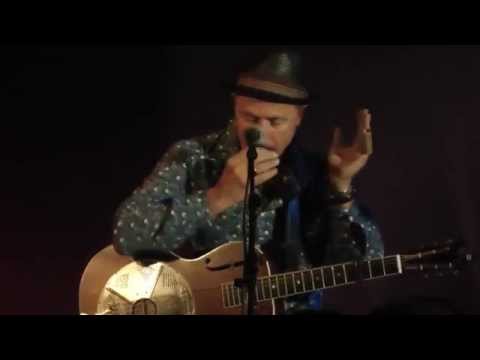 Jack Derwin - Walkabout Blues - Live at The Manly Fig 2014/04/25