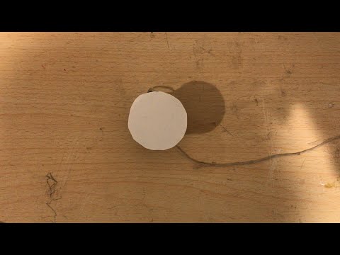 How to make a bottle cap yoyo