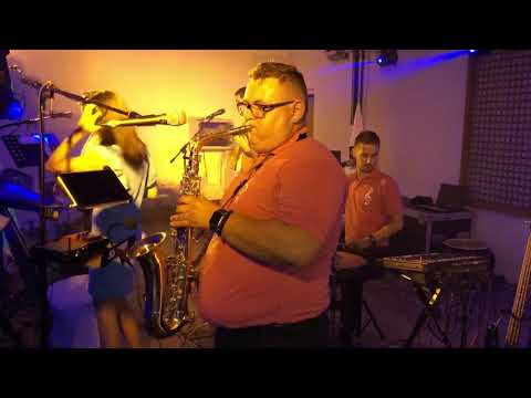 AKORDIC HUDOBNÁ SKUPINA Z voľa mi je z voľa, Čujce dobre ľudze