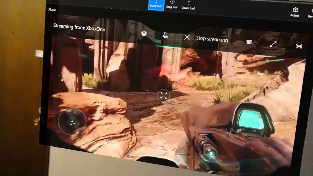 Streaming Halo from my Xbox One to my HoloLens - YouTube