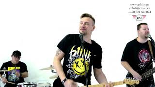 Video Blink 182 - All The Small Things - cover by APHits