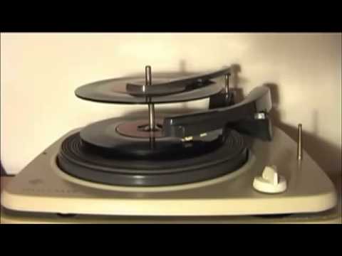 maschek. - Peter Alexander (Hagestolz und keine Söhne, Freestyle Version)